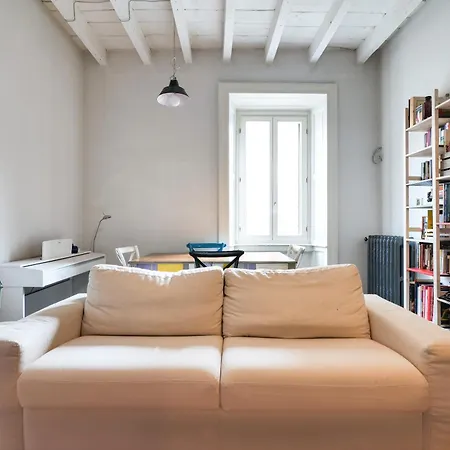 Apartamento Custodi Premium Tra Navigli E Bocconi Milão