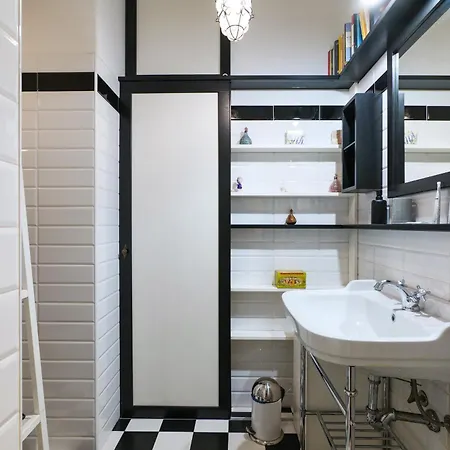 Custodi Premium Tra Navigli E Bocconi 아파트 밀라노