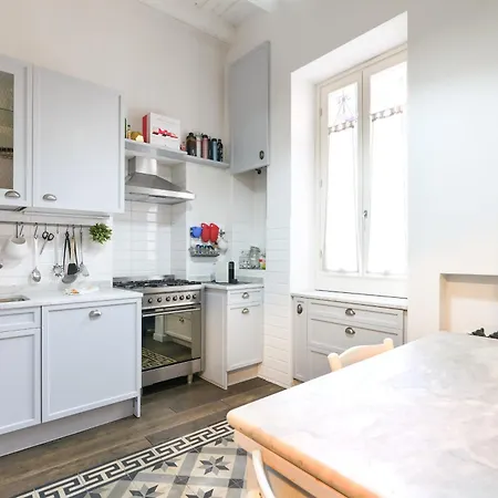 아파트 Custodi Premium Tra Navigli E Bocconi 밀라노