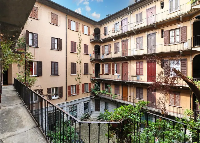 Custodi Premium Tra Navigli E Bocconi *