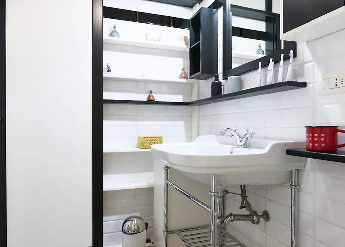 Lejlighed Custodi Premium Tra Navigli E Bocconi *