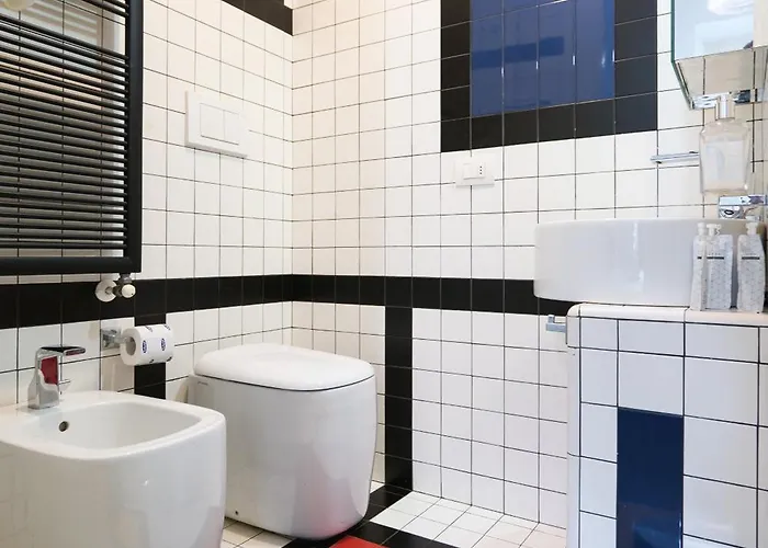 Apartment Custodi Premium Tra Navigli E Bocconi Milan