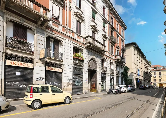 Apartment Custodi Premium Tra Navigli E Bocconi Milan