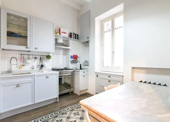 Apartment Custodi Premium Tra Navigli E Bocconi Milan